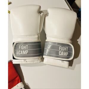 Fight Camp 12 oz White Adult Boxing Gloves & Wraps Size Small Sports Athletic